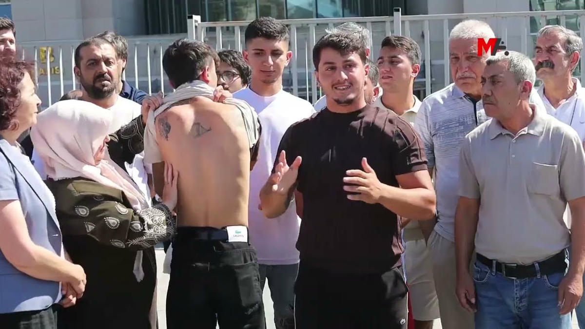 Kürtçe müzik dinledikleri gerekçesiyle gözaltına alındılar: İnsanlık dışı uygulama